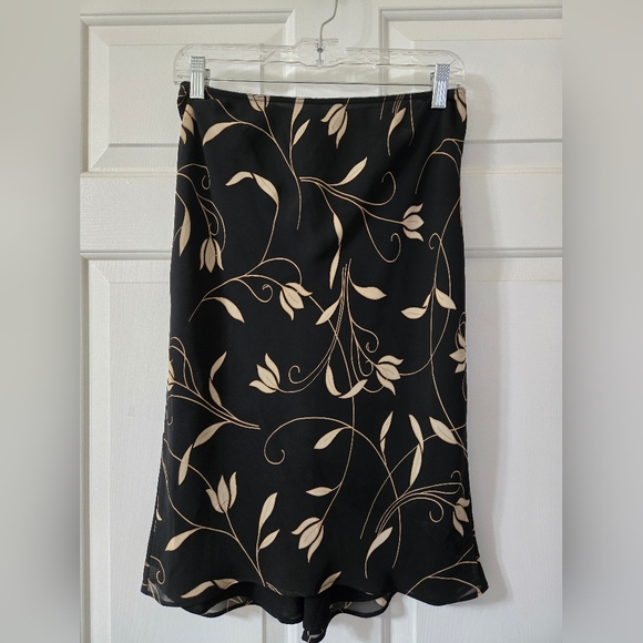 Express Dresses & Skirts - Express Black and Cream Floral Skirt